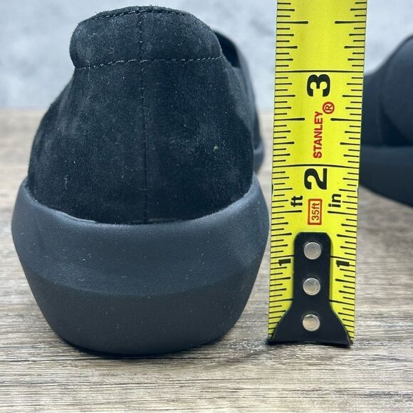 Clarks~Women’s~”Kayleigh Step” Black Suede Slip-On~Size 7M - Picture 5 of 8